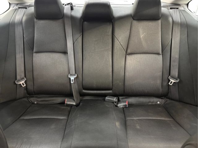 2019 Honda Accord LX 1.5T Image 31 of 38