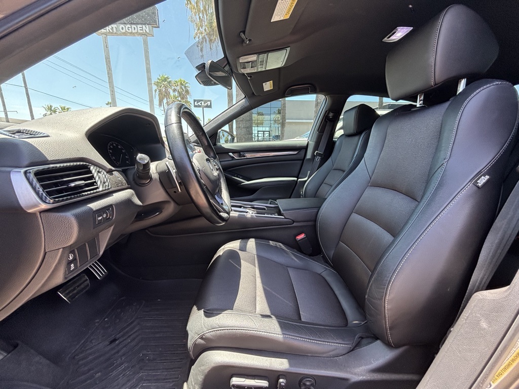 2019 Honda Accord Sport 1.5T Image 6 of 13
