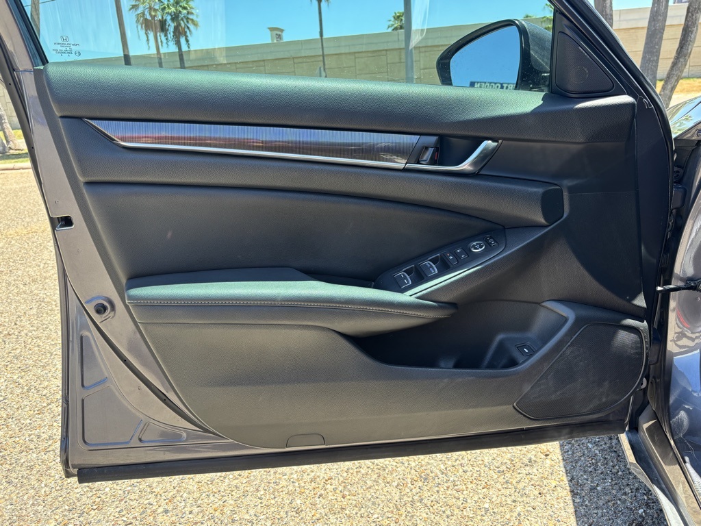 2019 Honda Accord Sport 1.5T Image 10 of 13