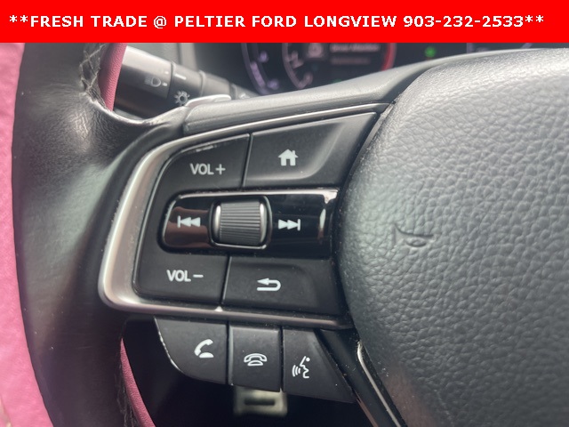 Vehicle image 20 of 22