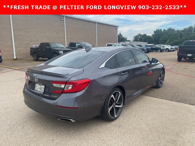 Vehicle image 5 of 22