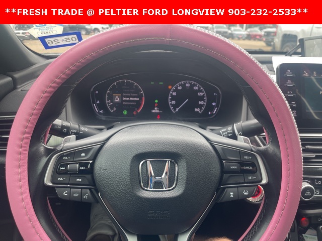 Vehicle image 13 of 22
