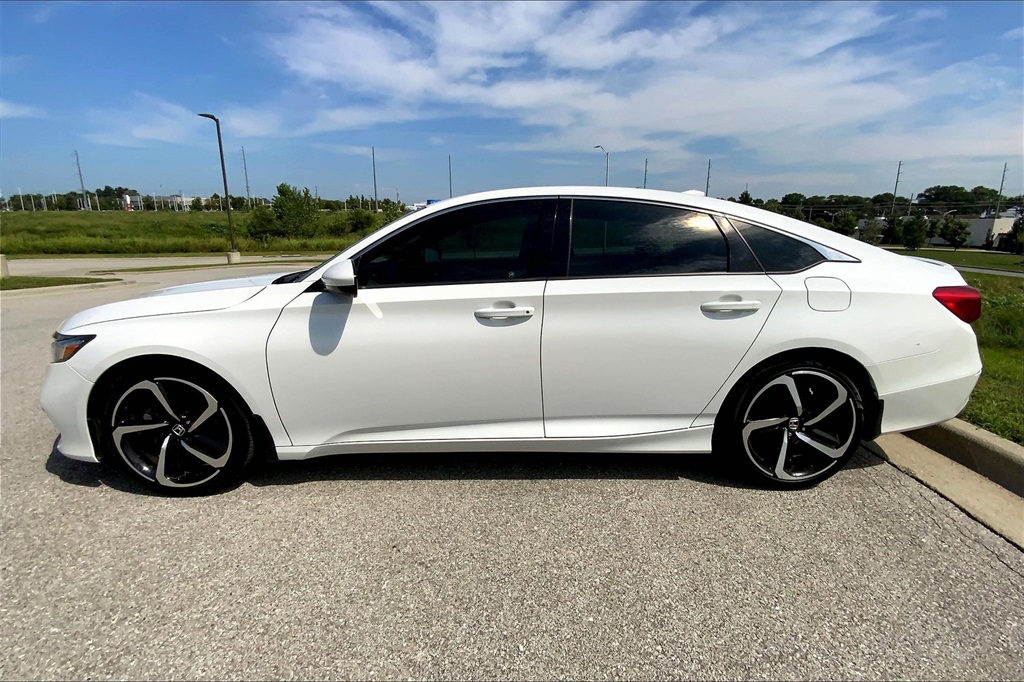 2019 Honda Accord Sport 1.5T Image 8 of 27