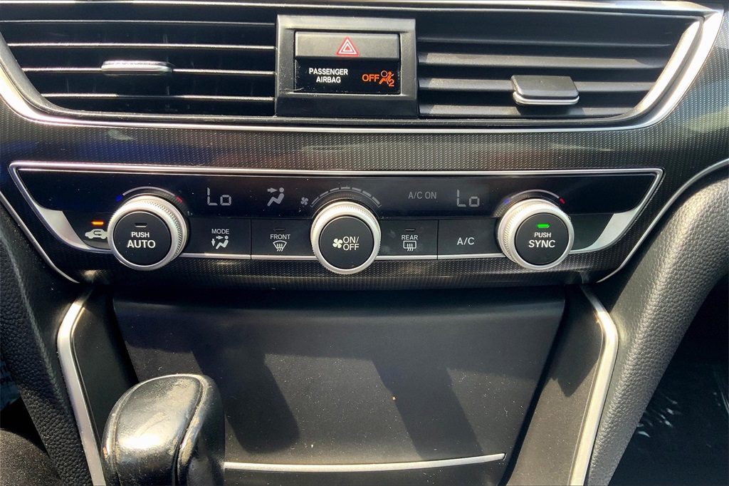 2019 Honda Accord Sport 1.5T Image 18 of 27