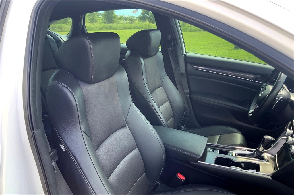 2019 Honda Accord Sport 1.5T Image 11 of 27
