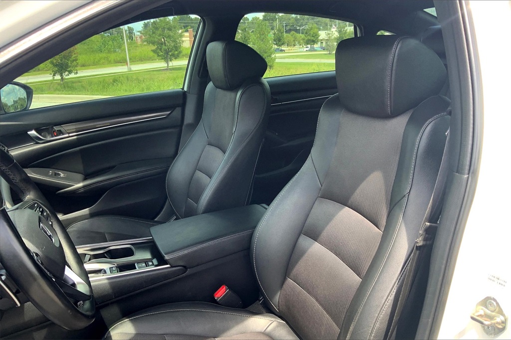 2019 Honda Accord Sport 1.5T Image 10 of 27