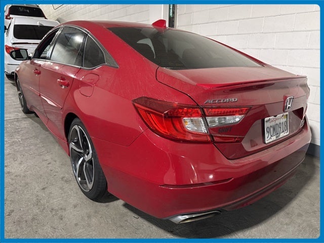 2019 Honda Accord Sport 2.0T Image 4 of 5