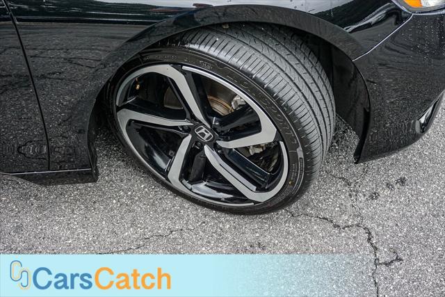 2019 Honda Accord Sport 2.0T Image 18 of 45