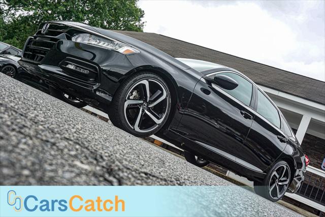 2019 Honda Accord Sport 2.0T Image 7 of 45