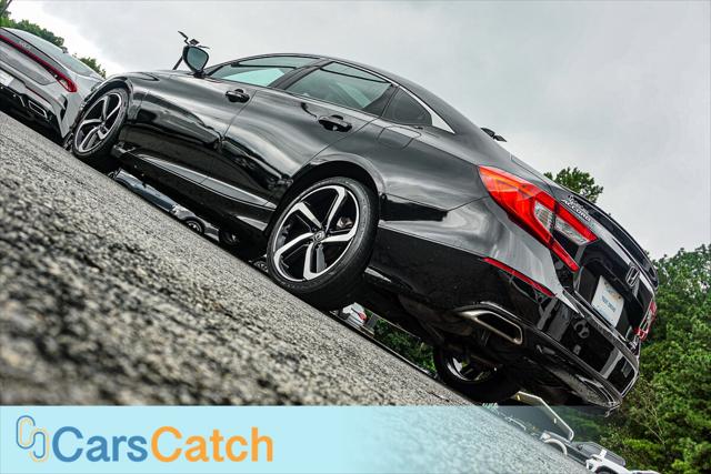 2019 Honda Accord Sport 2.0T Image 8 of 45