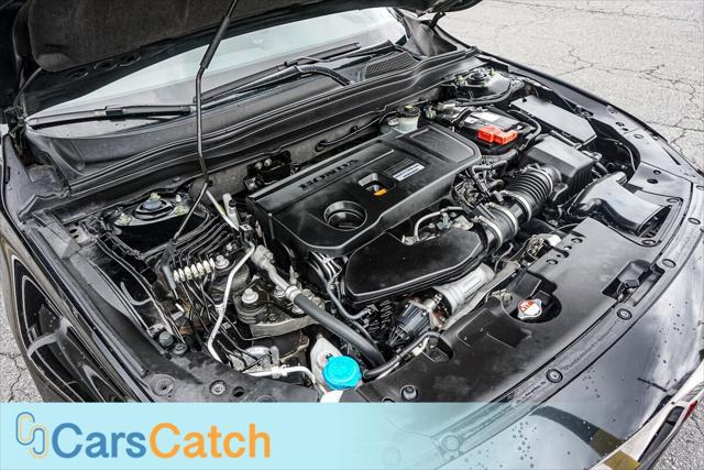 2019 Honda Accord Sport 2.0T Image 16 of 45