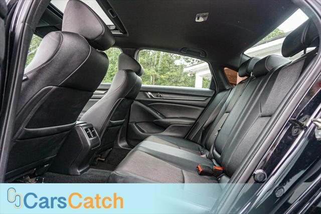 2019 Honda Accord Sport 2.0T Image 21 of 45