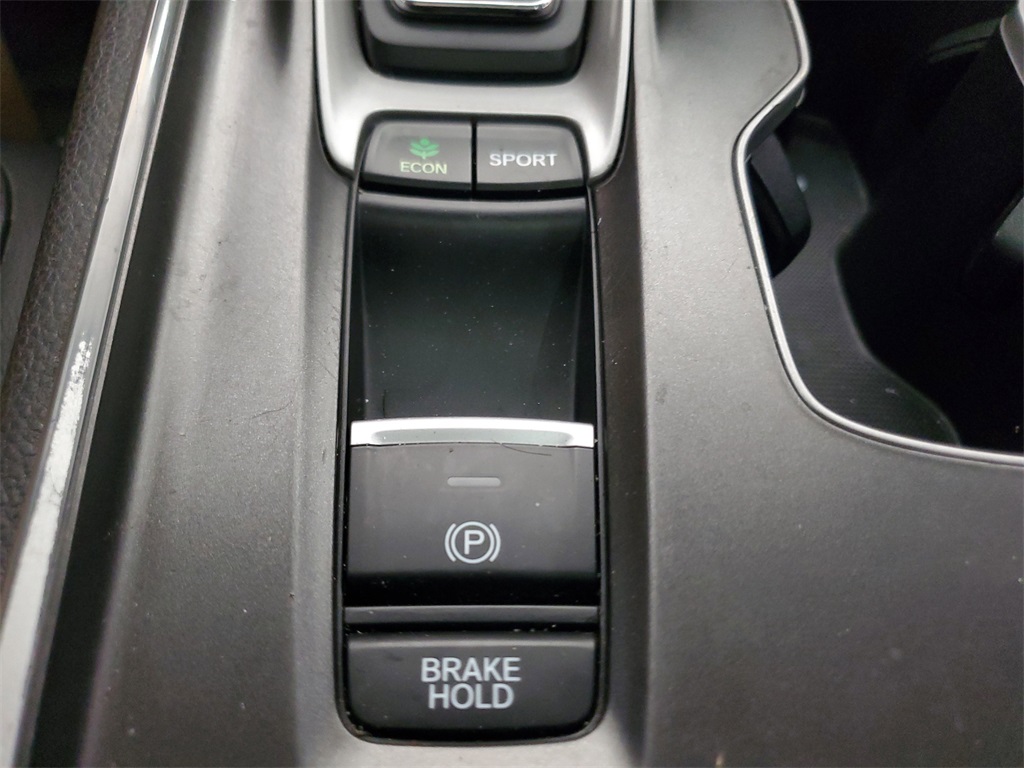 2019 Honda Accord Sport 2.0T Image 36 of 38