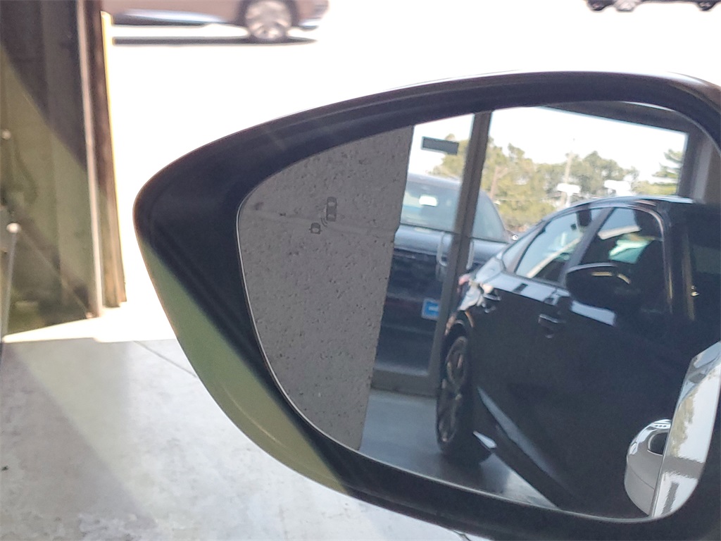 2019 Honda Accord Sport 2.0T Image 35 of 38