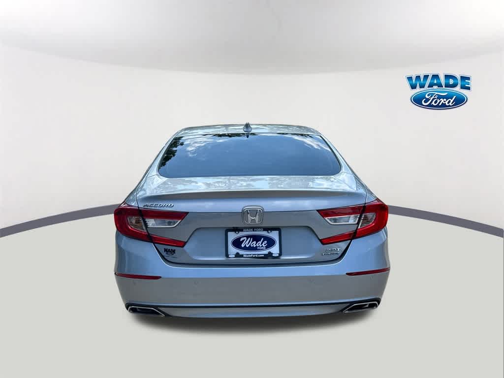 2019 Honda Accord Touring 2.0T Image 32 of 33