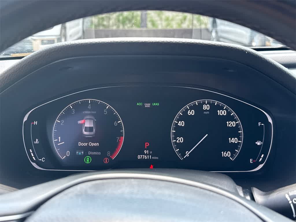 2019 Honda Accord Touring 2.0T Image 15 of 33