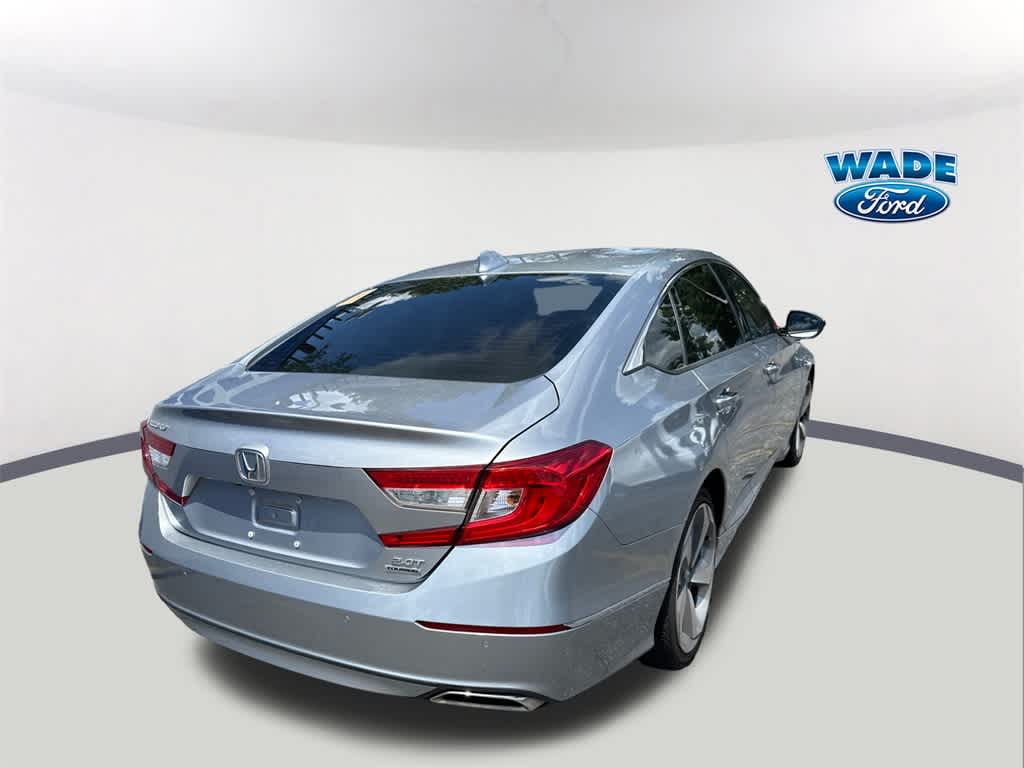 Vehicle image 5 of 12