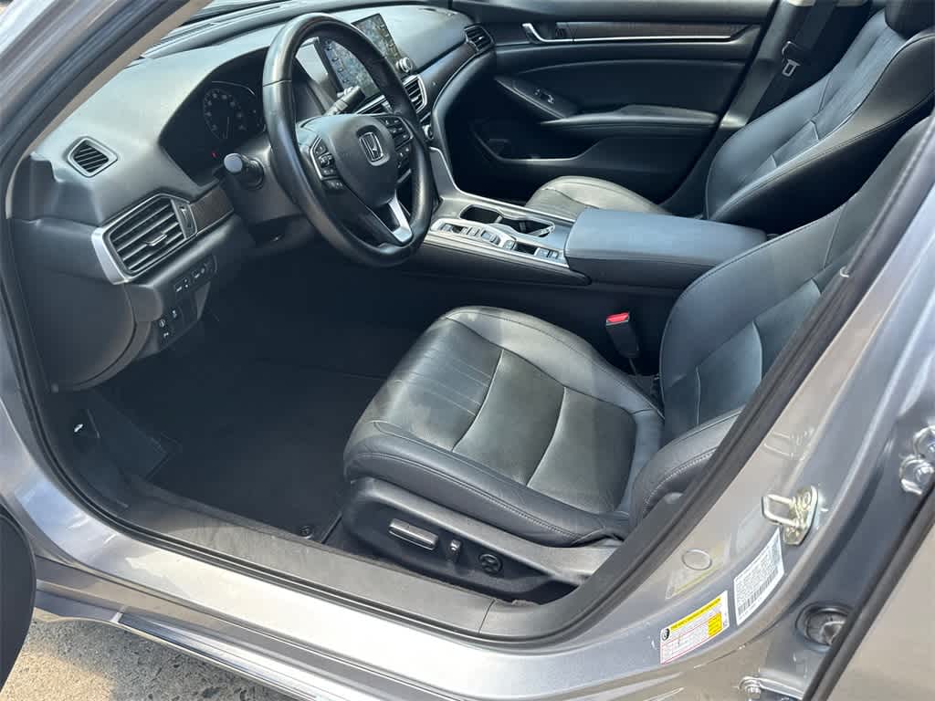 2019 Honda Accord Touring 2.0T Image 33 of 33