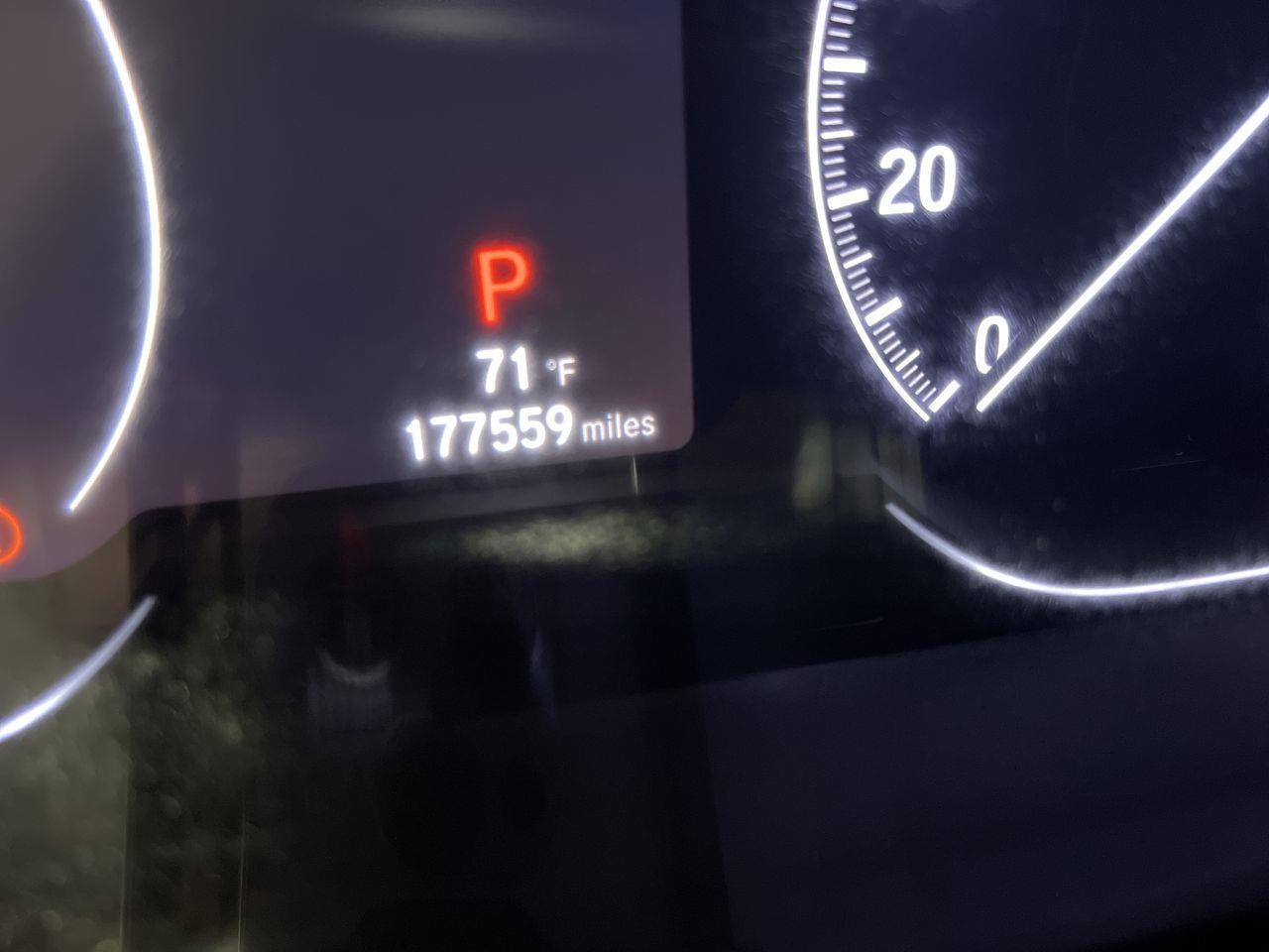 2019 Honda Accord LX 1.5T Image 15 of 23