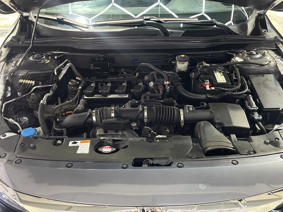Vehicle image 33 of 33