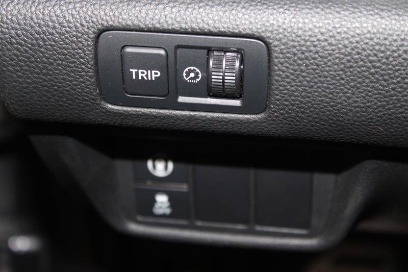 Vehicle image 46 of 51