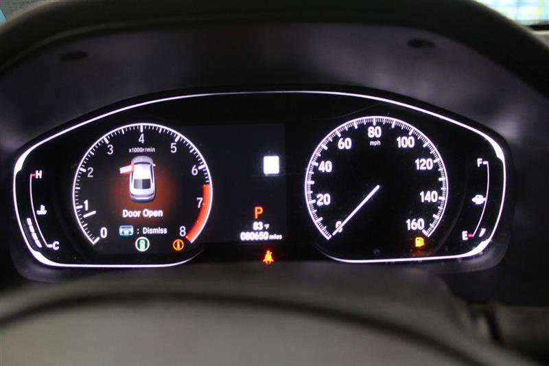 Vehicle image 41 of 51