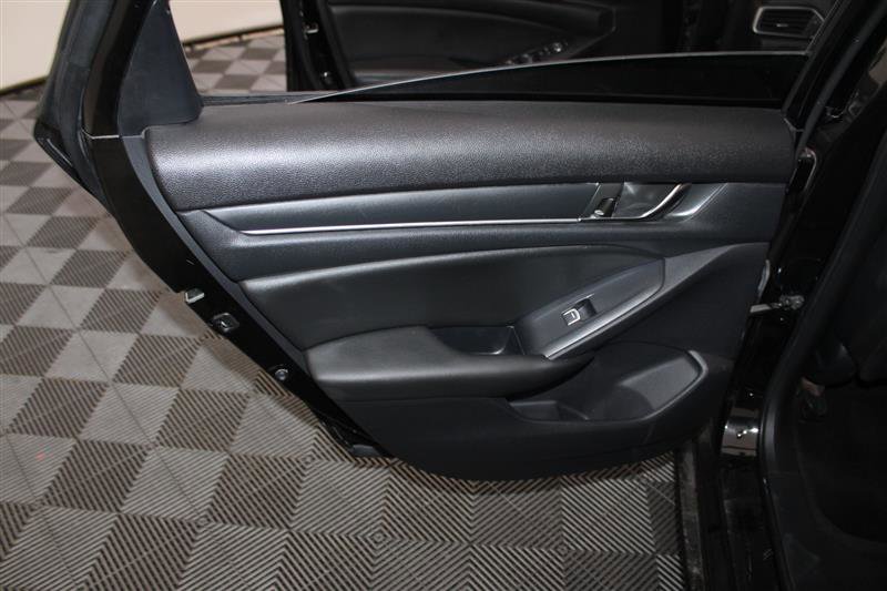 2019 Honda Accord Sport 1.5T Image 32 of 55