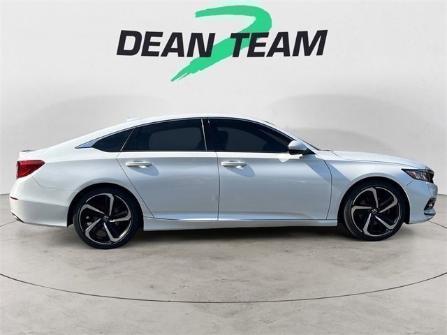 2019 Honda Accord Sport 1.5T Image 4 of 16