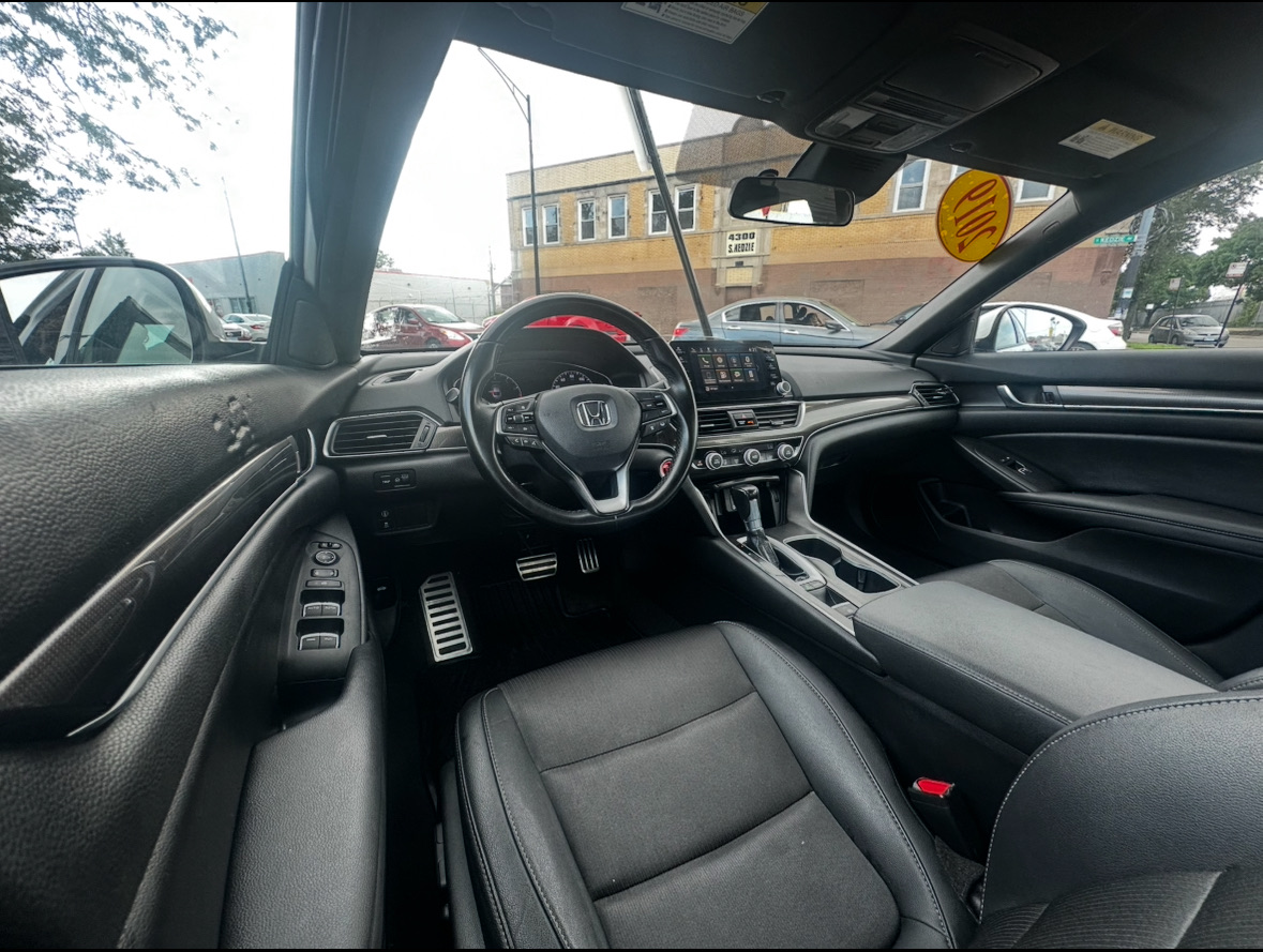 2019 Honda Accord Sport 1.5T Image 17 of 36
