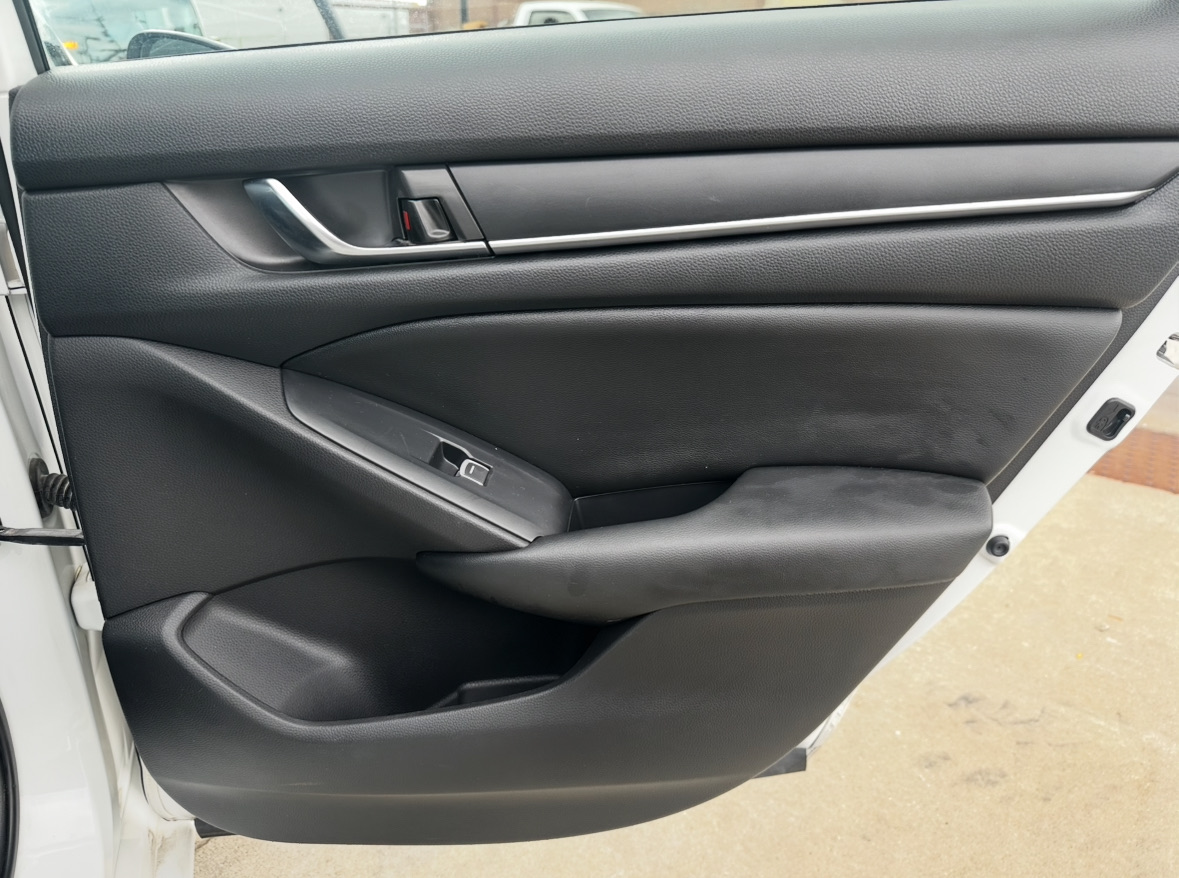 2019 Honda Accord Sport 1.5T Image 26 of 36