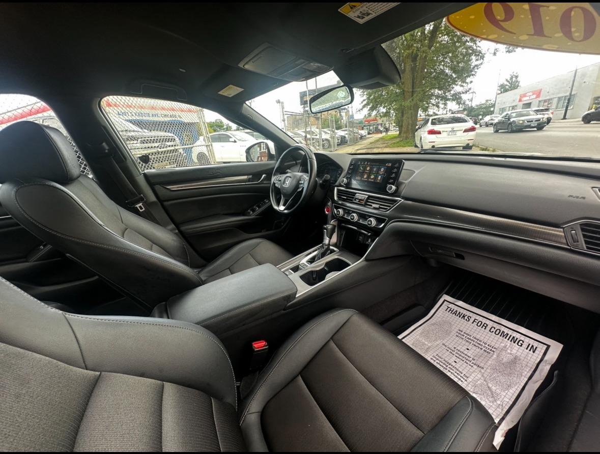 2019 Honda Accord Sport 1.5T Image 18 of 36