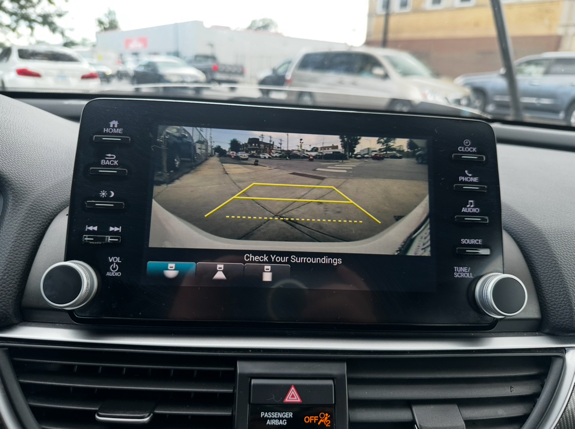 2019 Honda Accord Sport 1.5T Image 21 of 36