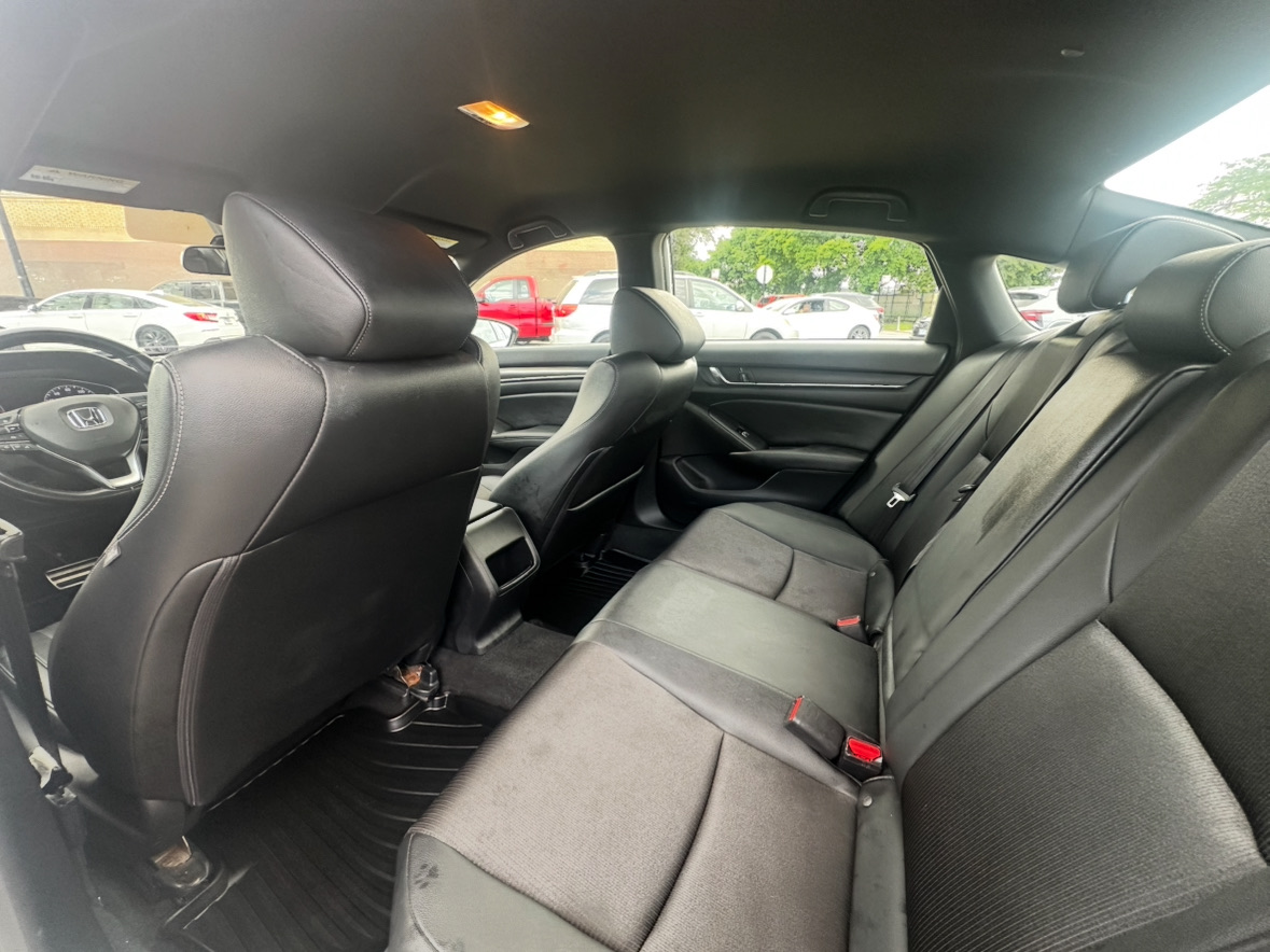 2019 Honda Accord Sport 1.5T Image 15 of 36