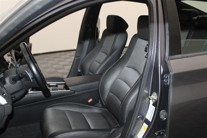 2019 Honda Accord Sport 1.5T Image 14 of 51