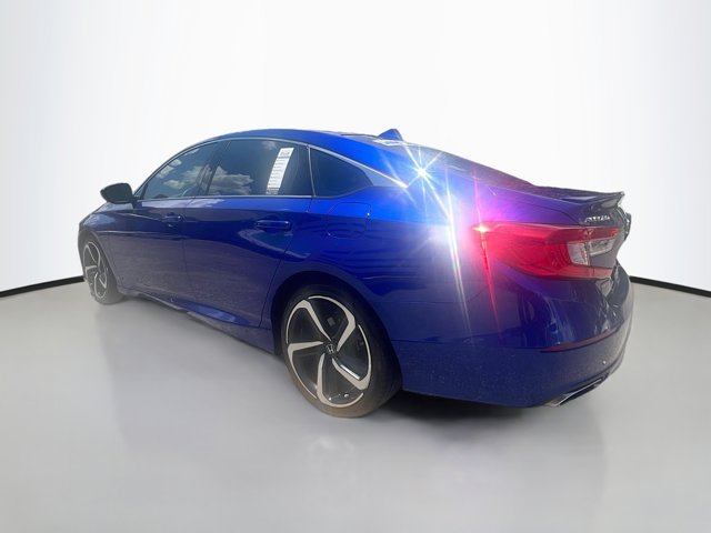 Vehicle image 7 of 33