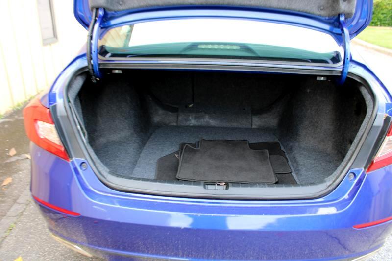 Vehicle image 15 of 24