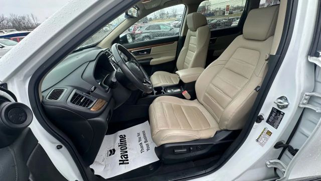 Vehicle image 18 of 51