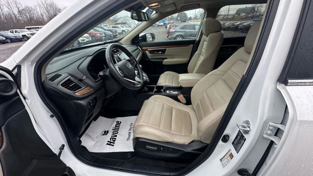 Vehicle image 40 of 51