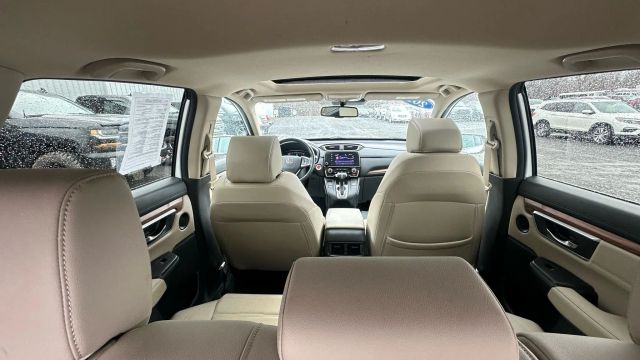 Vehicle image 43 of 51