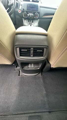 Vehicle image 37 of 51