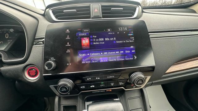 Vehicle image 34 of 51