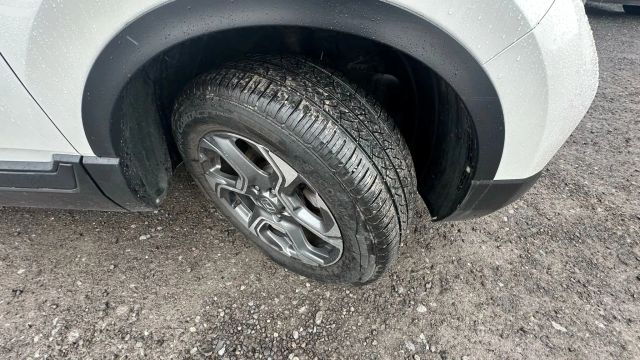 Vehicle image 12 of 51