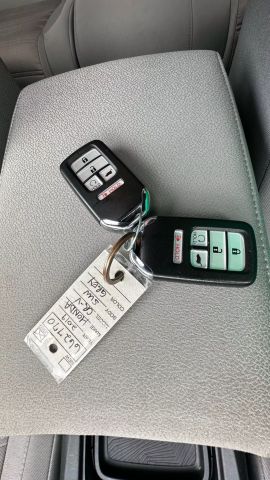 Vehicle image 15 of 49