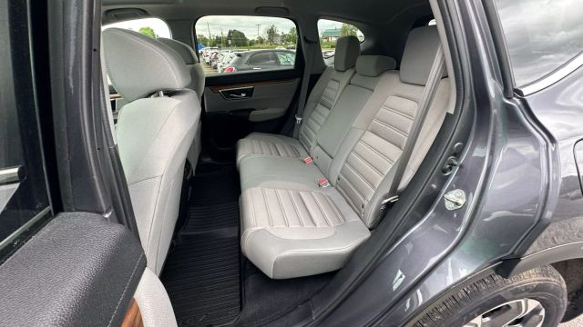 Vehicle image 34 of 49