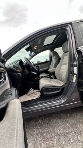 Vehicle image 27 of 49