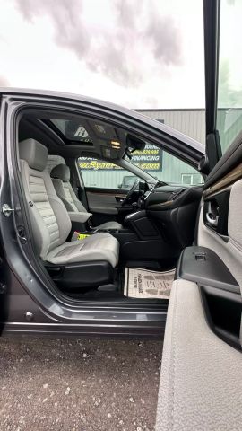 Vehicle image 46 of 49