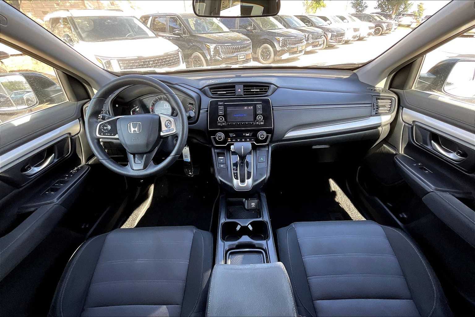 Vehicle image 16 of 31