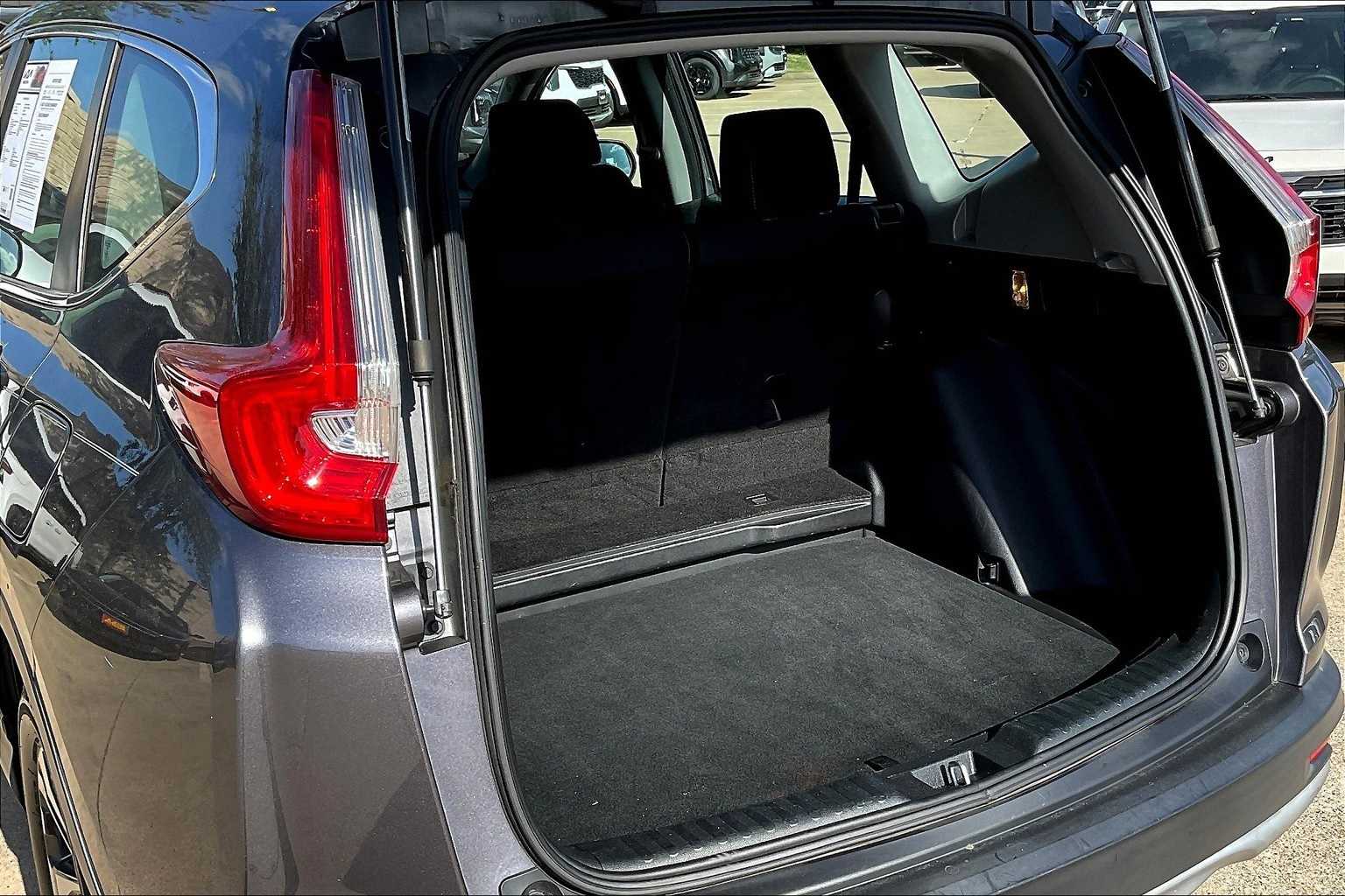 Vehicle image 11 of 31