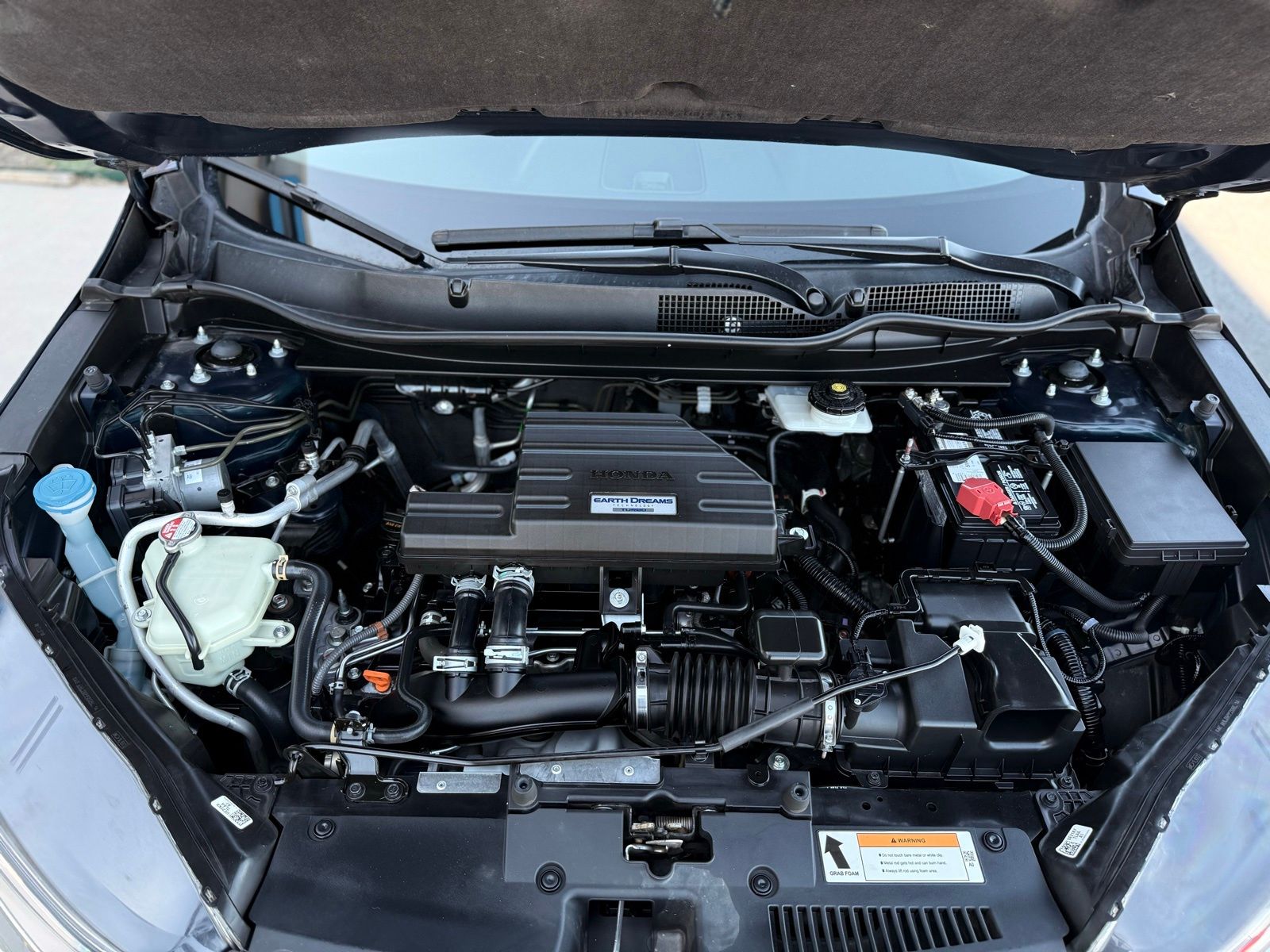 Vehicle image 36 of 40