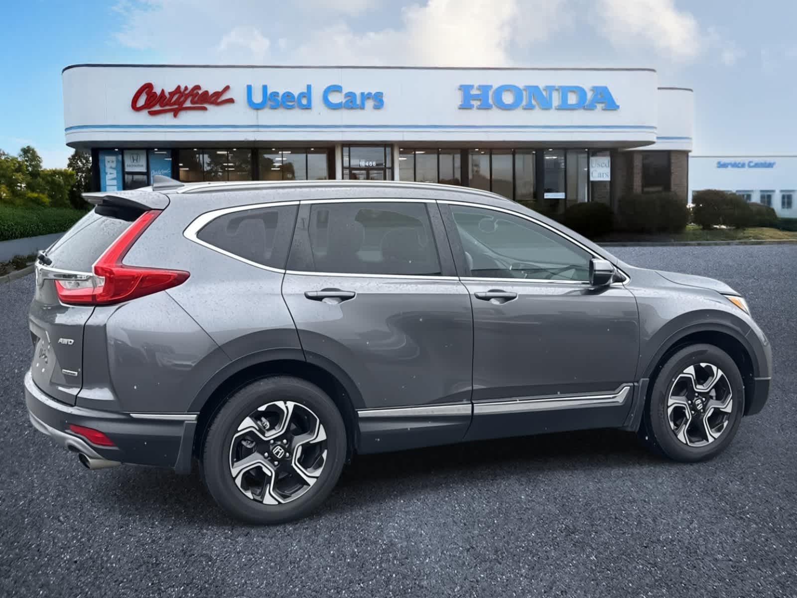 Vehicle image 4 of 33